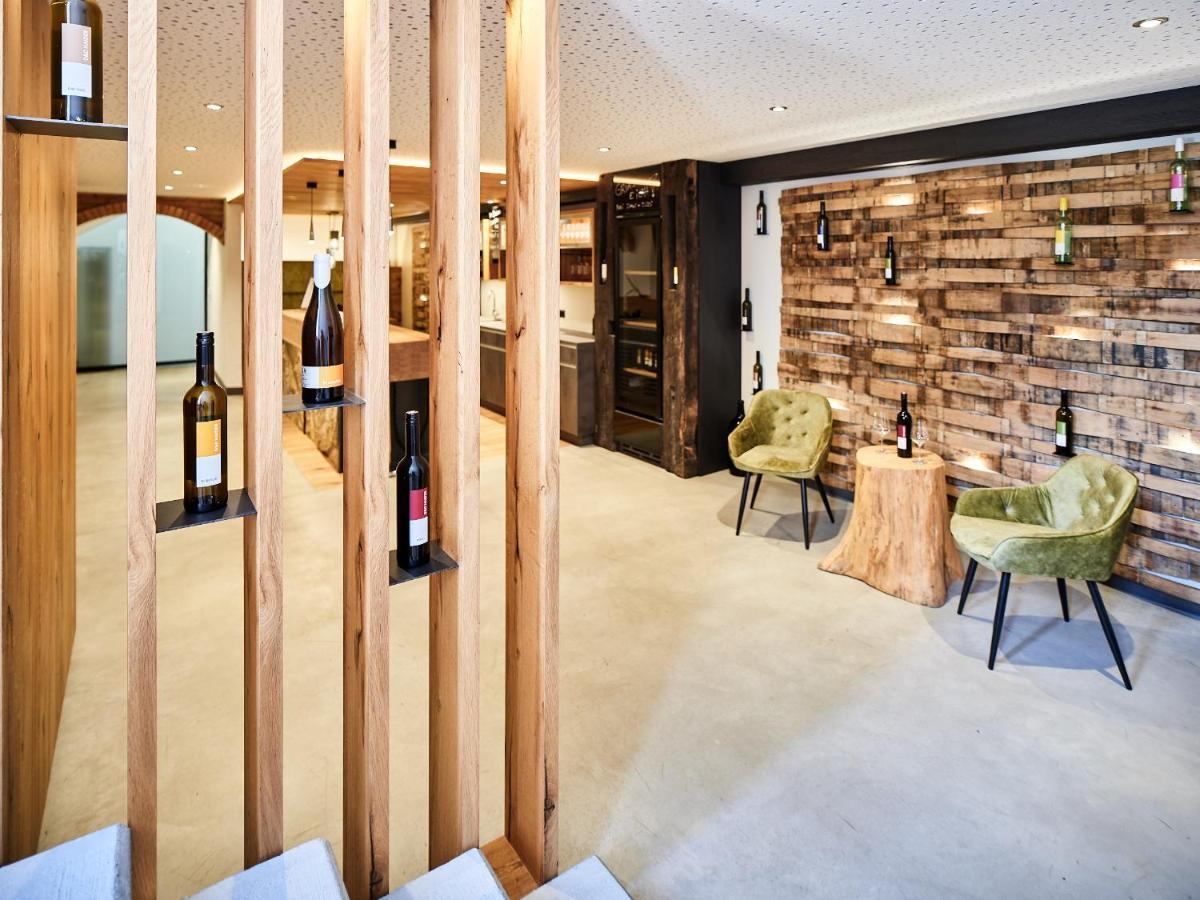 Weingut Gaestehaus D&D Haider ヨイス エクステリア 写真
