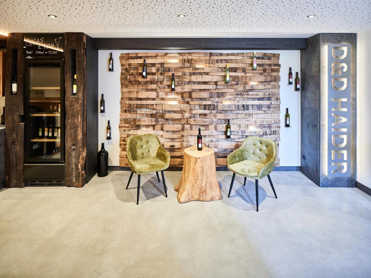 Weingut Gaestehaus D&D Haider ヨイス エクステリア 写真